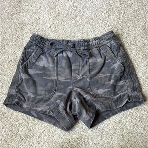Athleta Camo Farallon Shorts